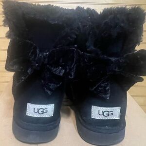 UGG Black Winter Rain Boots with Plush Material and Folded Cuff